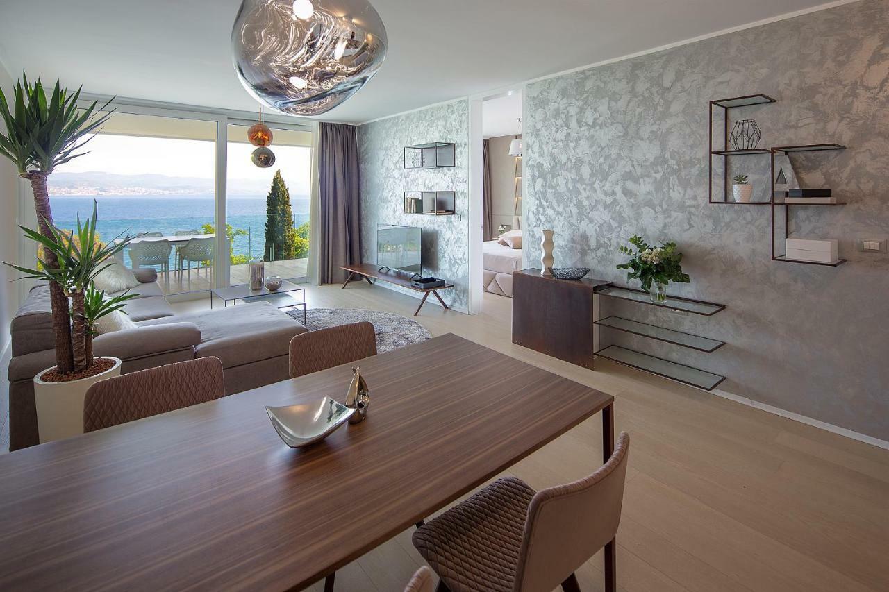 Opatija Deluxe Apartment With Swimming Pool Esterno foto